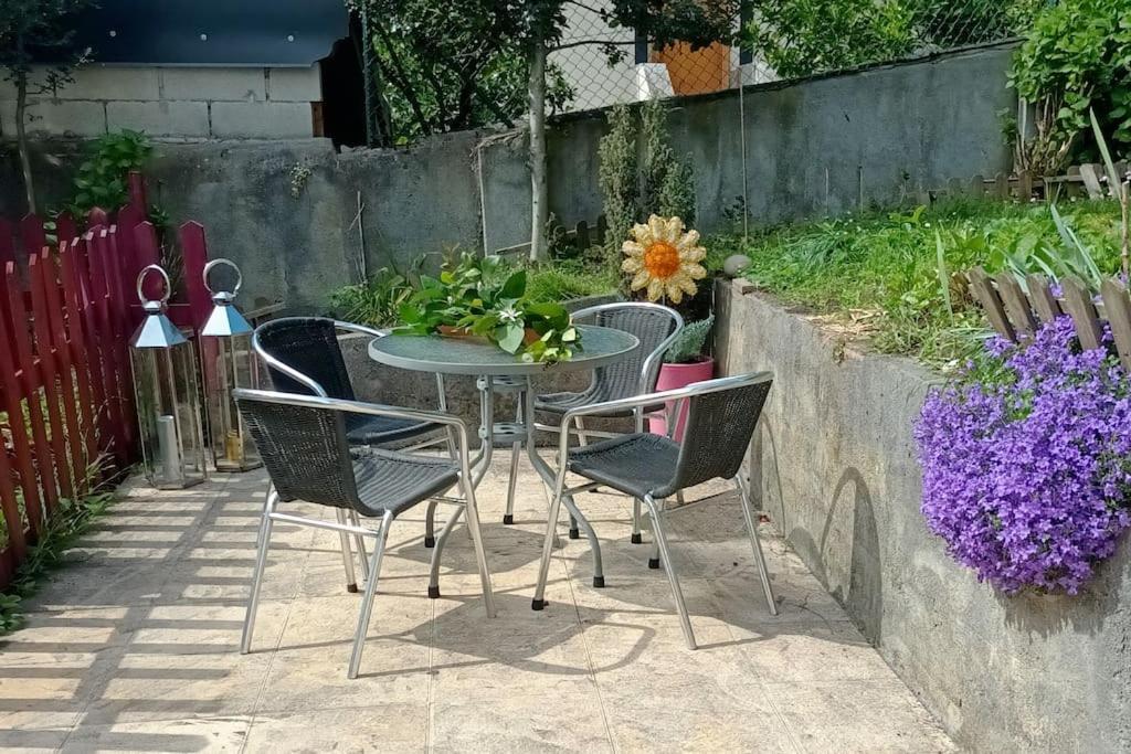 Apartamento En Casa Con Jardin + Garaje. E-Bi-201 Apartman Bilbao Kültér fotó