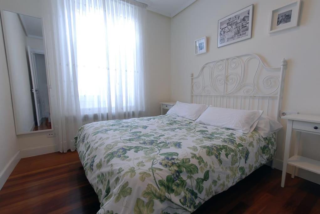 Apartamento En Casa Con Jardin + Garaje. E-Bi-201 Apartman Bilbao Kültér fotó